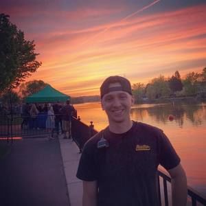 Meet your Posher, Eric